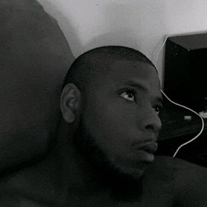 Meet your Posher, Dominique